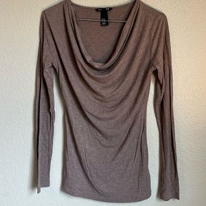 H&M basic long sleeve shirt.